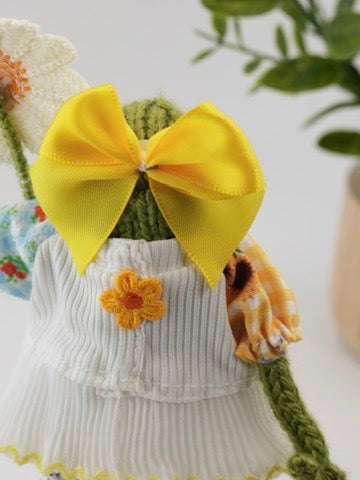 Marigold Tweedlepot