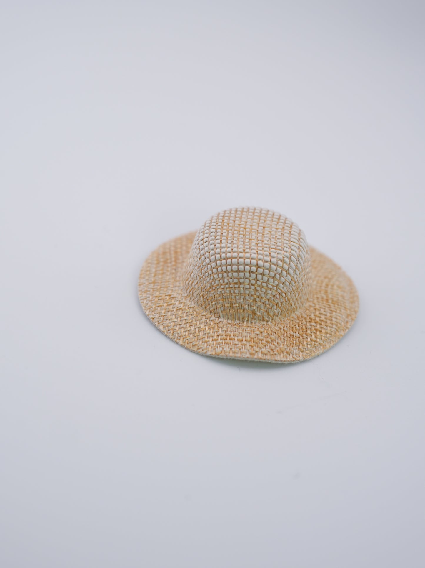 Outfit for a Knitted Frog.