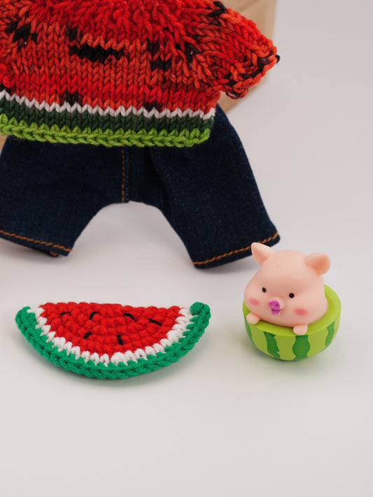 Froggy Wardrobe. Outfit for a Knitted Frog.