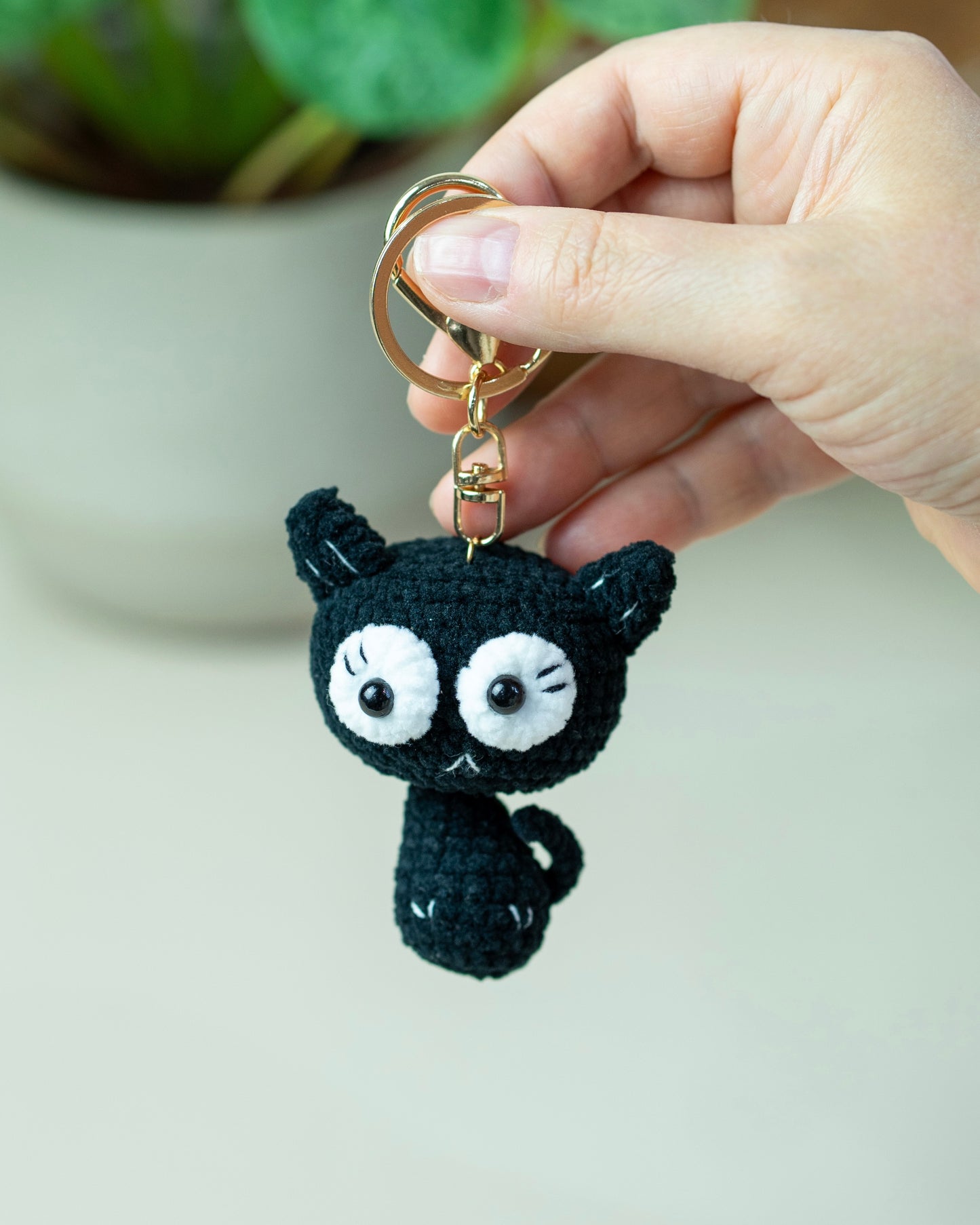 Black Cat Keychain 🐈⬛
