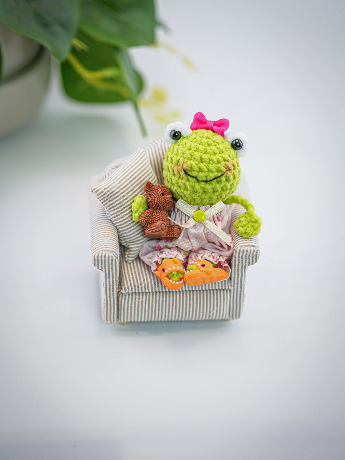 Mini Frog 🐸