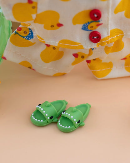 Outfit for a Frog