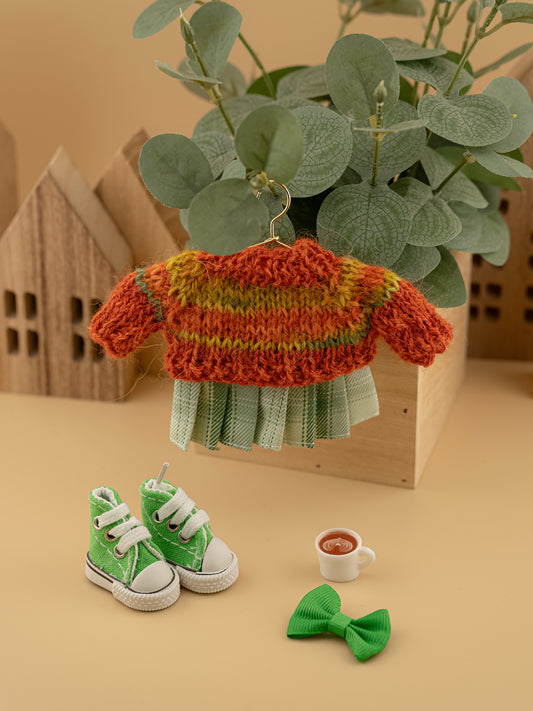 Outfit for a Knitted Frog.