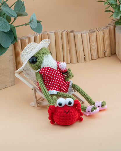 🐸 Knitted Frog