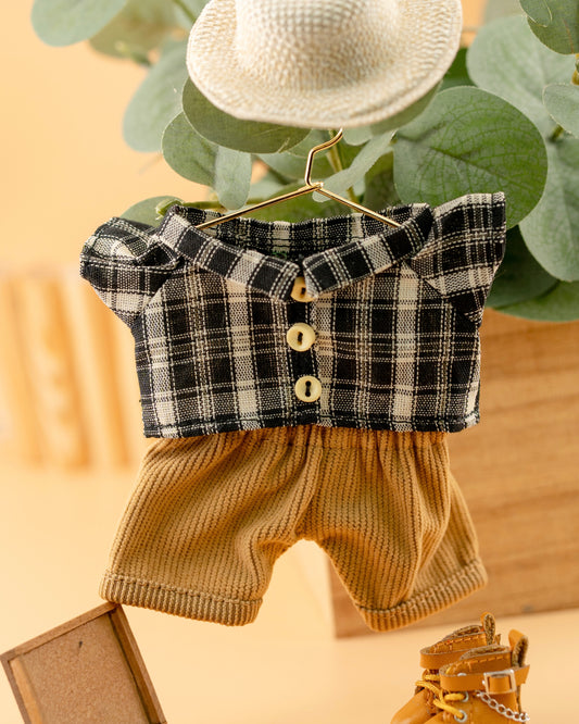 Outfit for a Frog