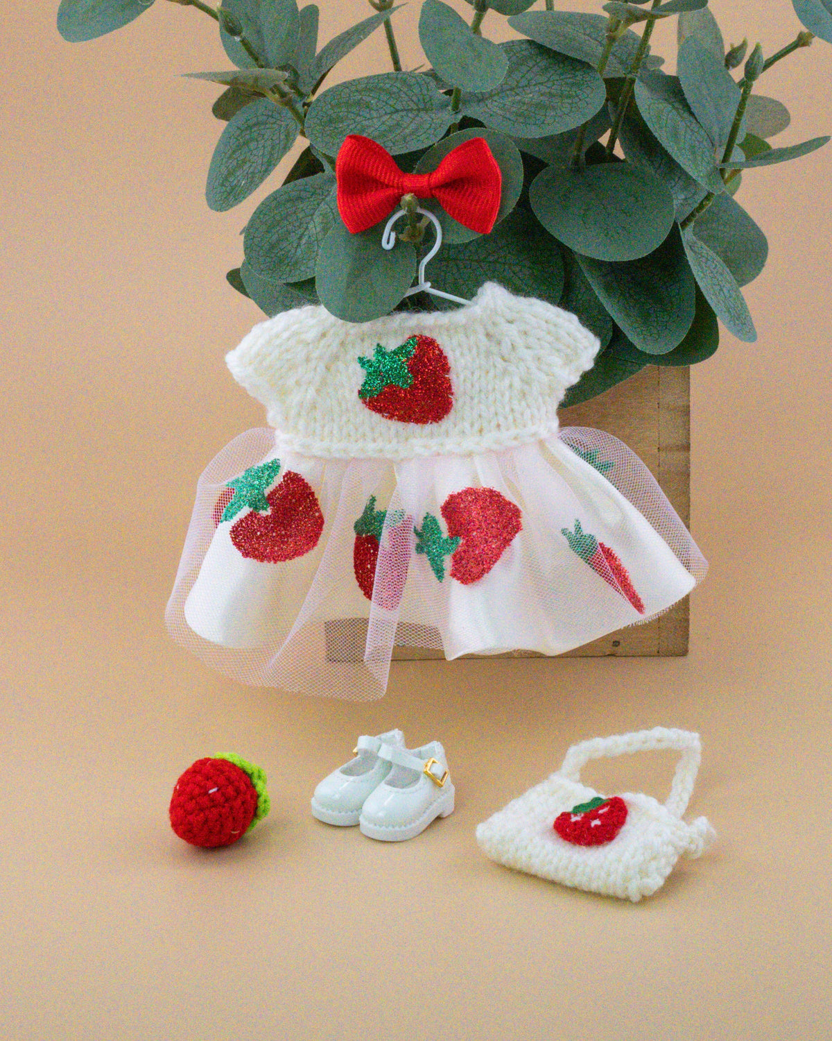 Frog Dress Outfit — Strawberry Picking Day