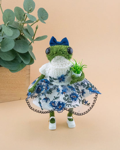 Liora Thistle  💙