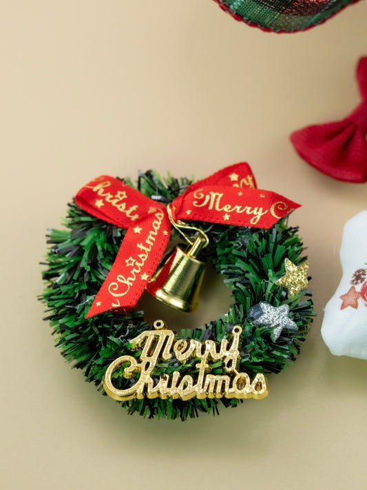 Outfit for a Knitted Frog.