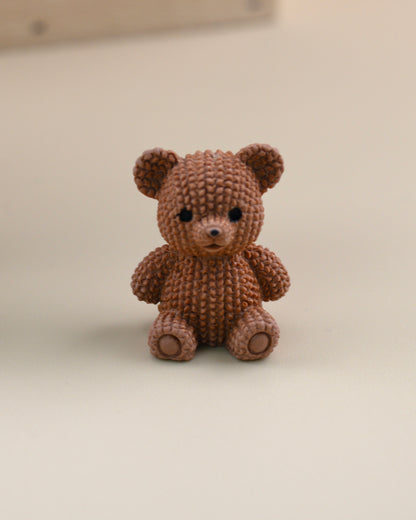 Outfit for a Knitted Frog.