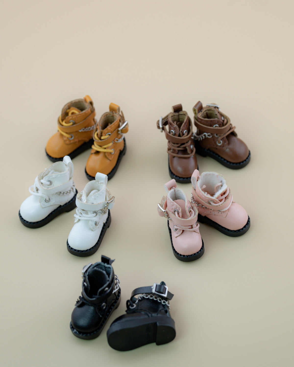 Frog Lace-Up Boots