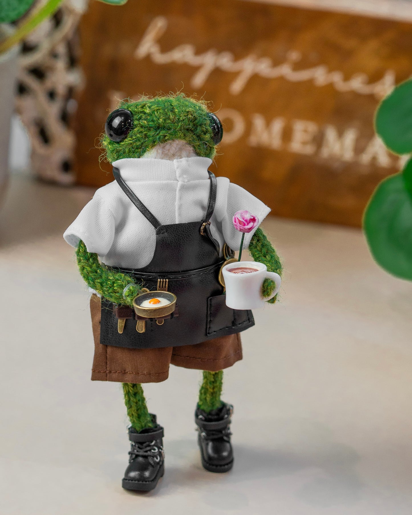 Knitted Frog