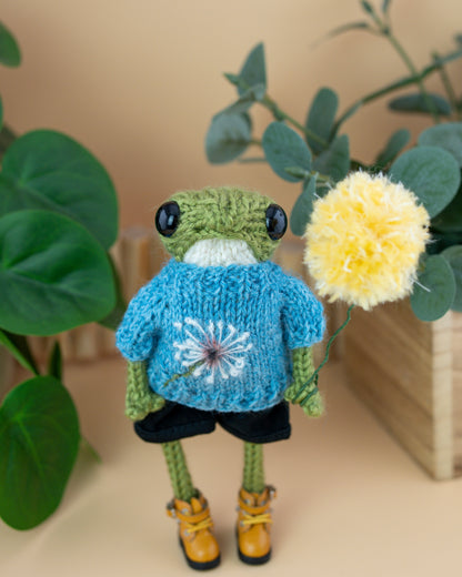 🐸 Knitted Frog