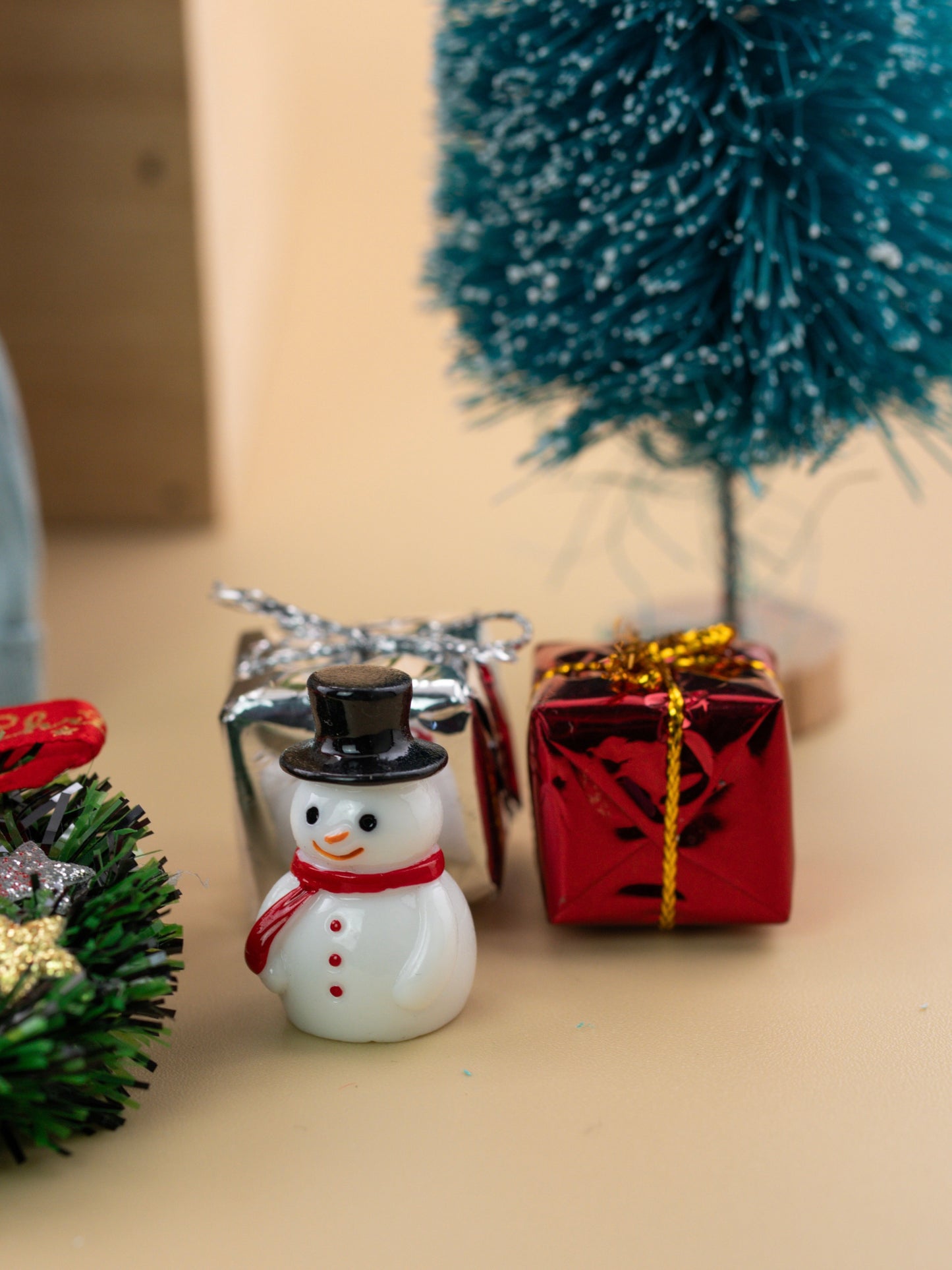 Outfit for a Knitted Frog.