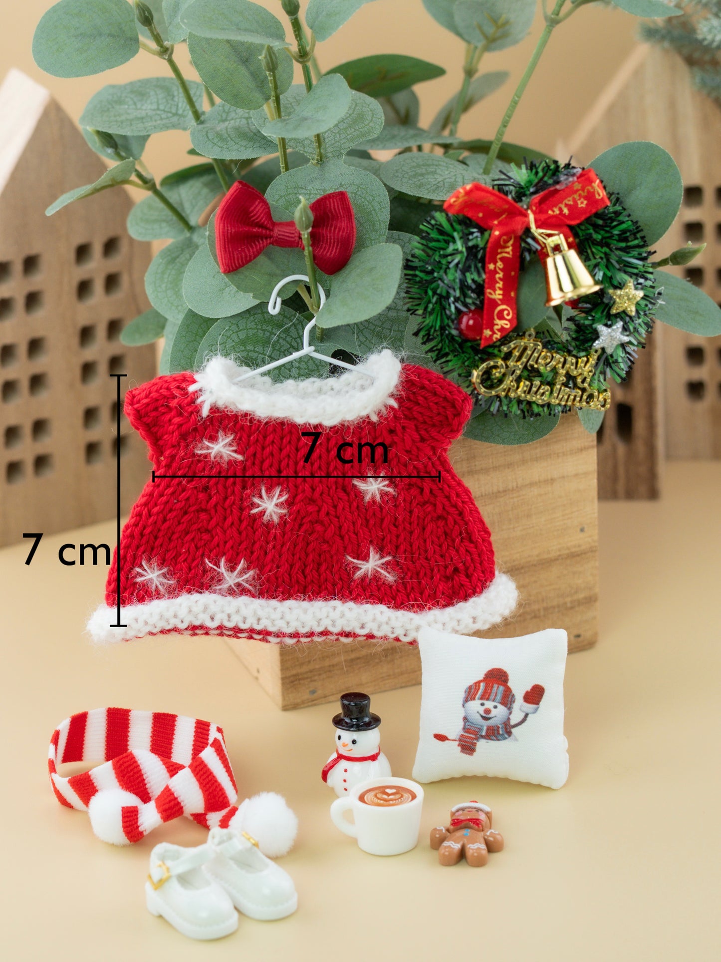 Outfit for a Knitted Frog.