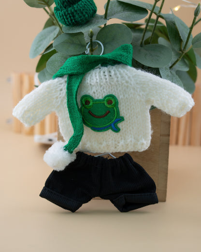 Outfit for a Knitted Frog.