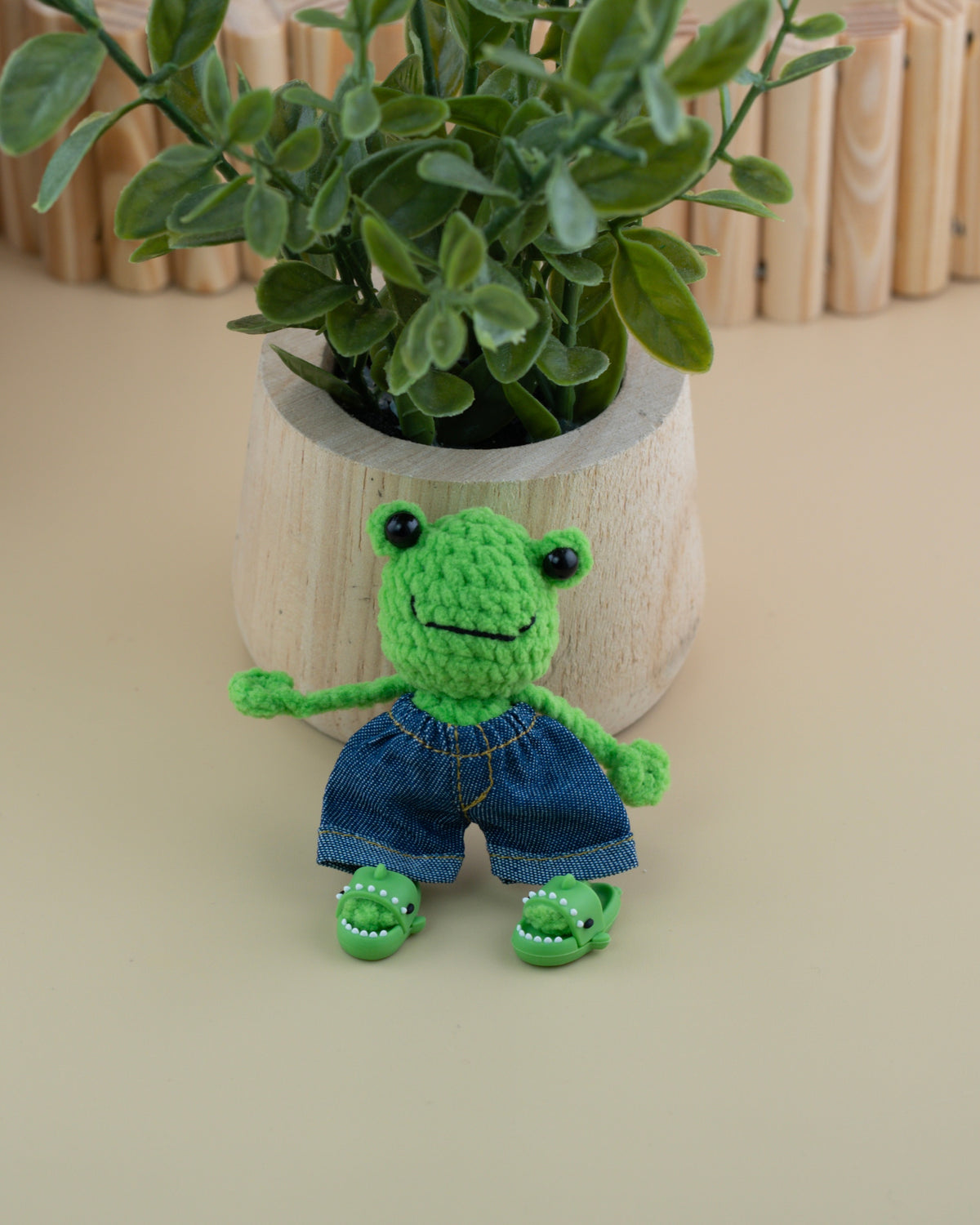 Tadley – Mini Frog 🐸