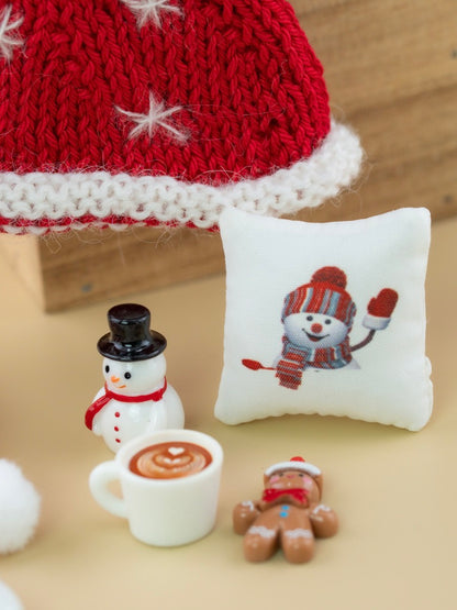 Outfit for a Knitted Frog.