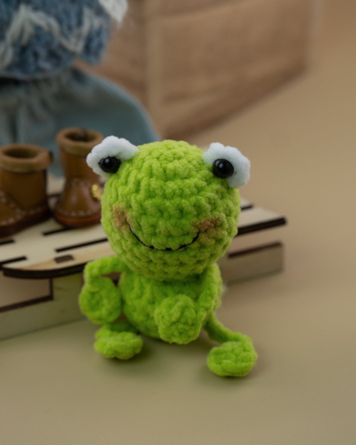 Frog Outfit - Sunday Tea Date