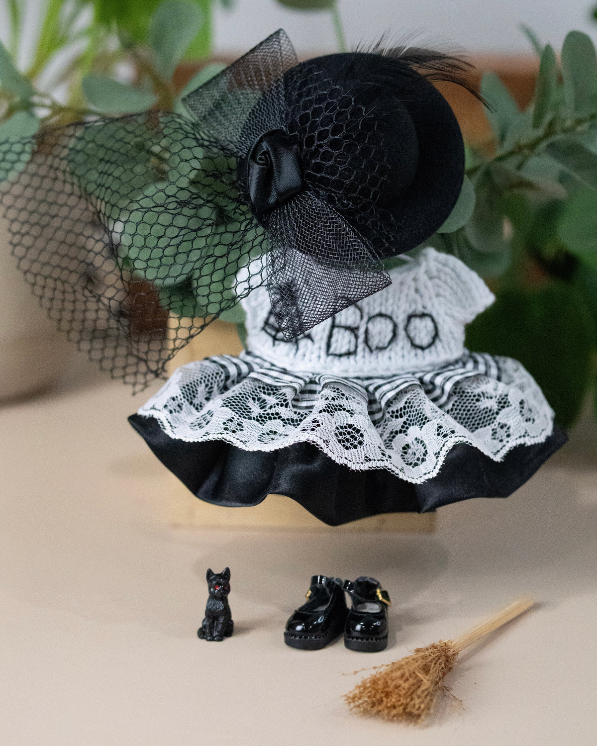 Halloween Witch Outfit Set for Frog