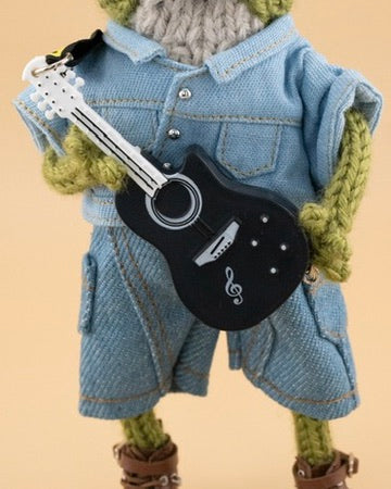 Barnaby "Bass" Bullfrog