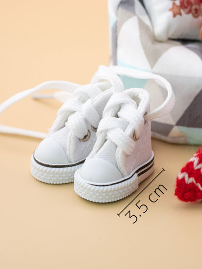 Outfit for a Knitted Frog.