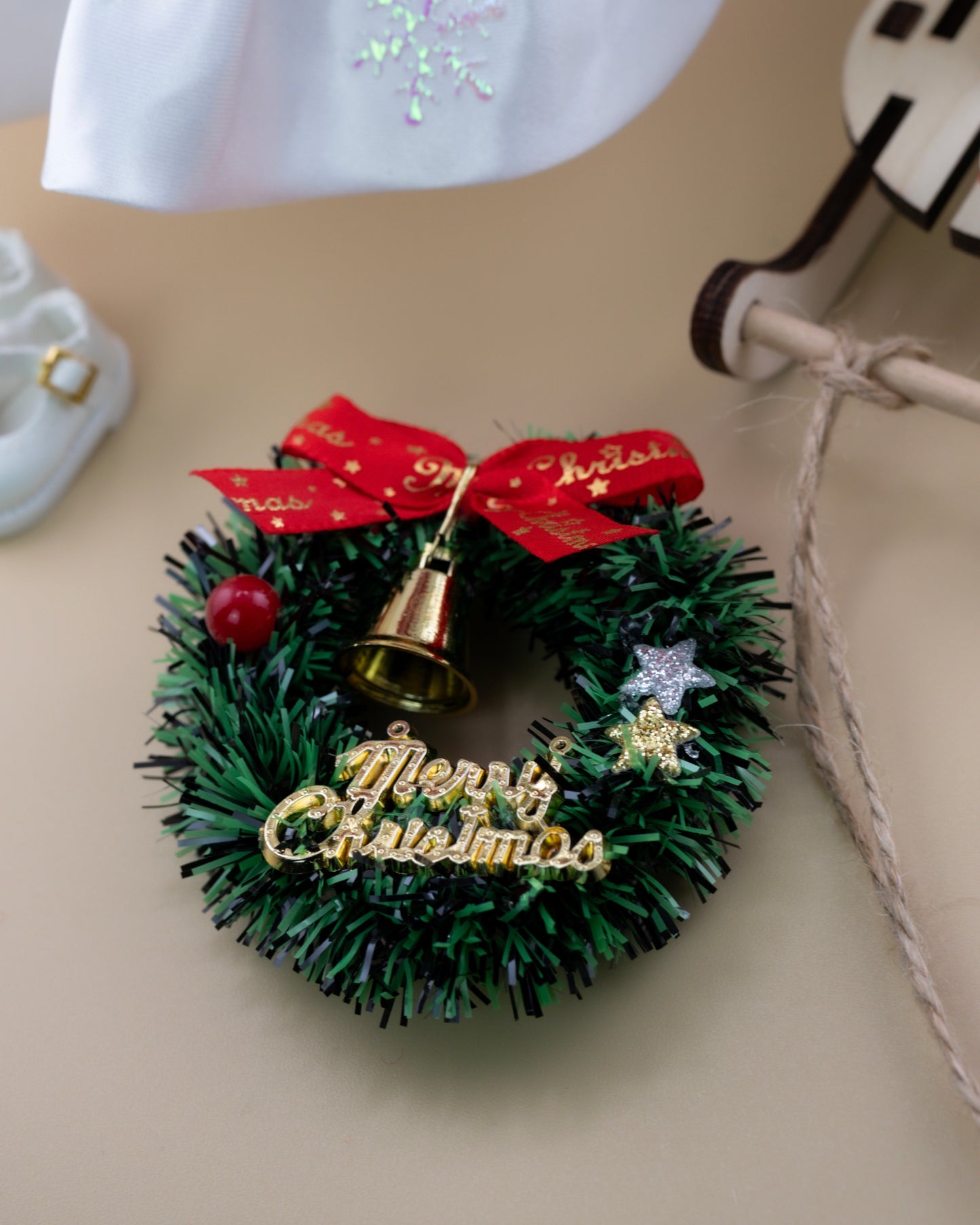 Outfit for a Knitted Frog.