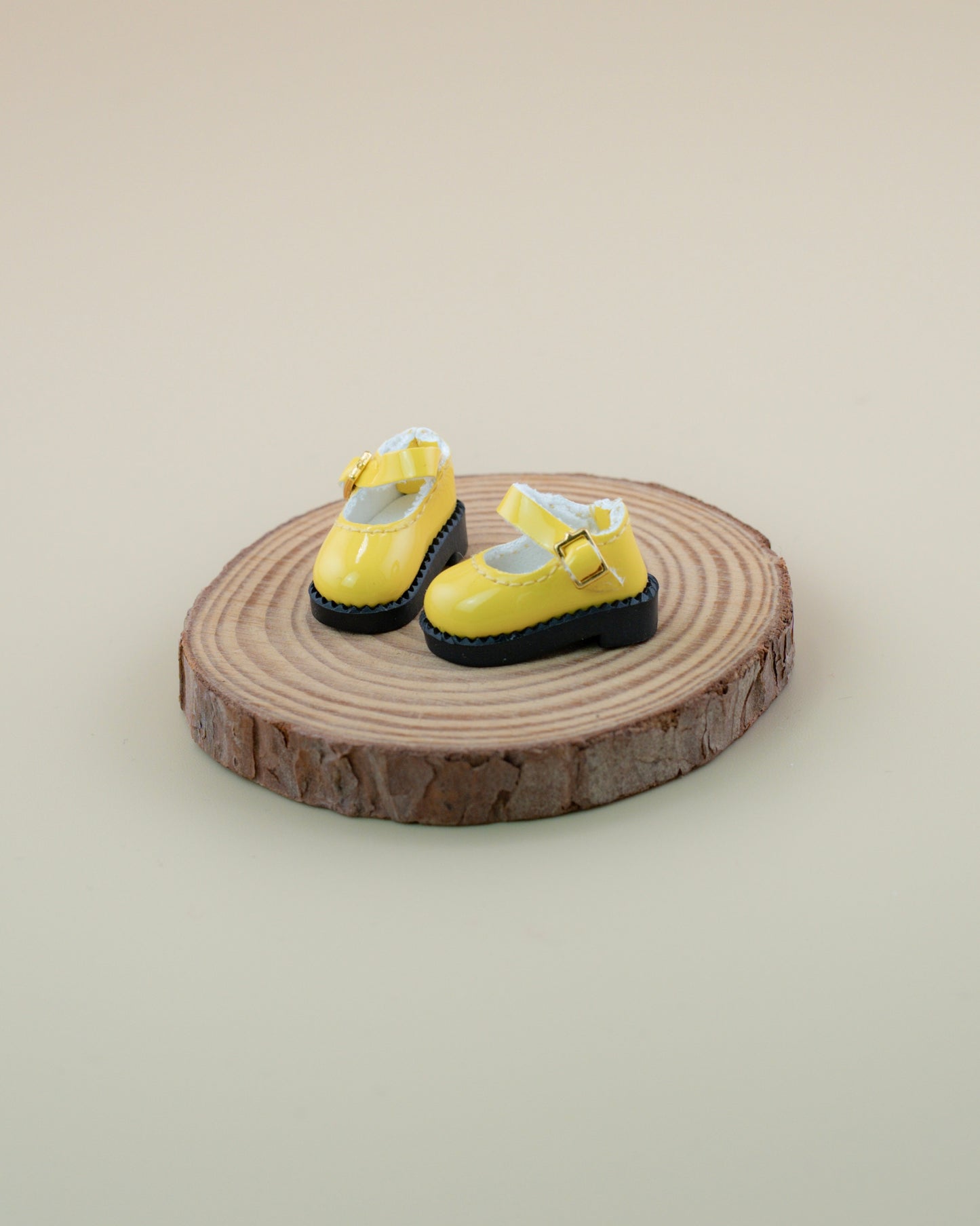 Frogdoll shoes