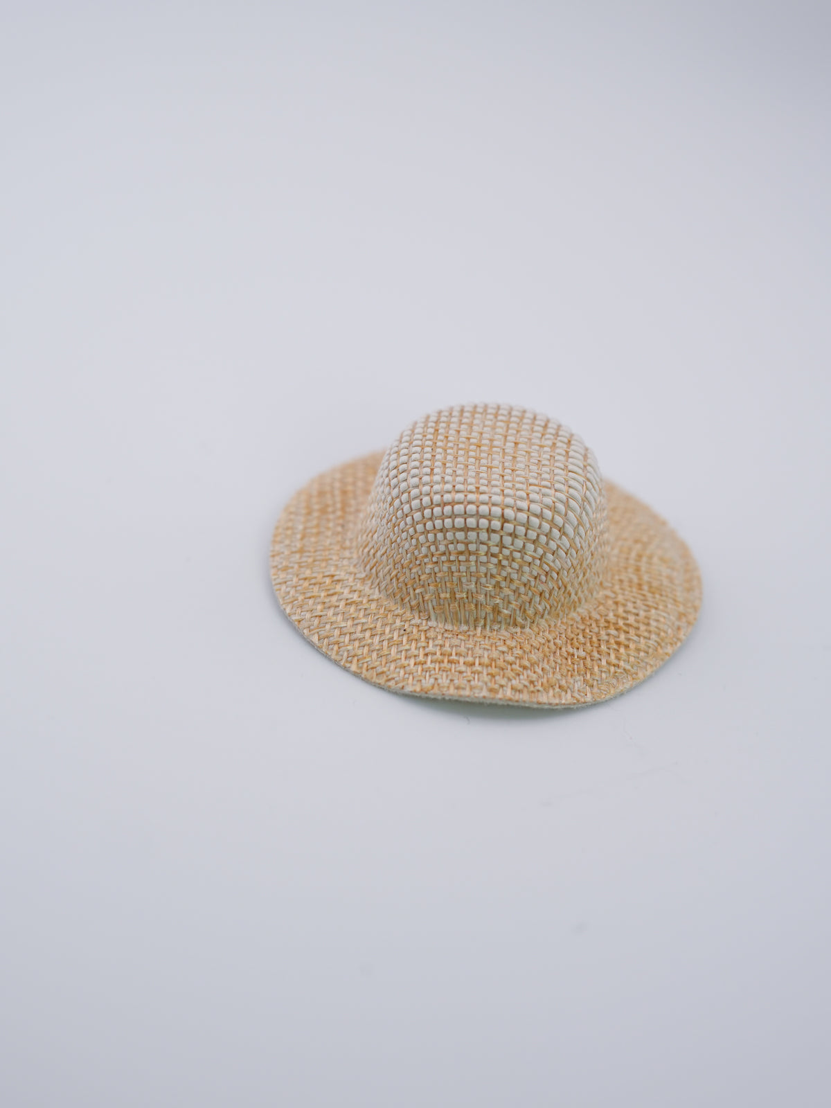 Outfit for a Knitted Frog.