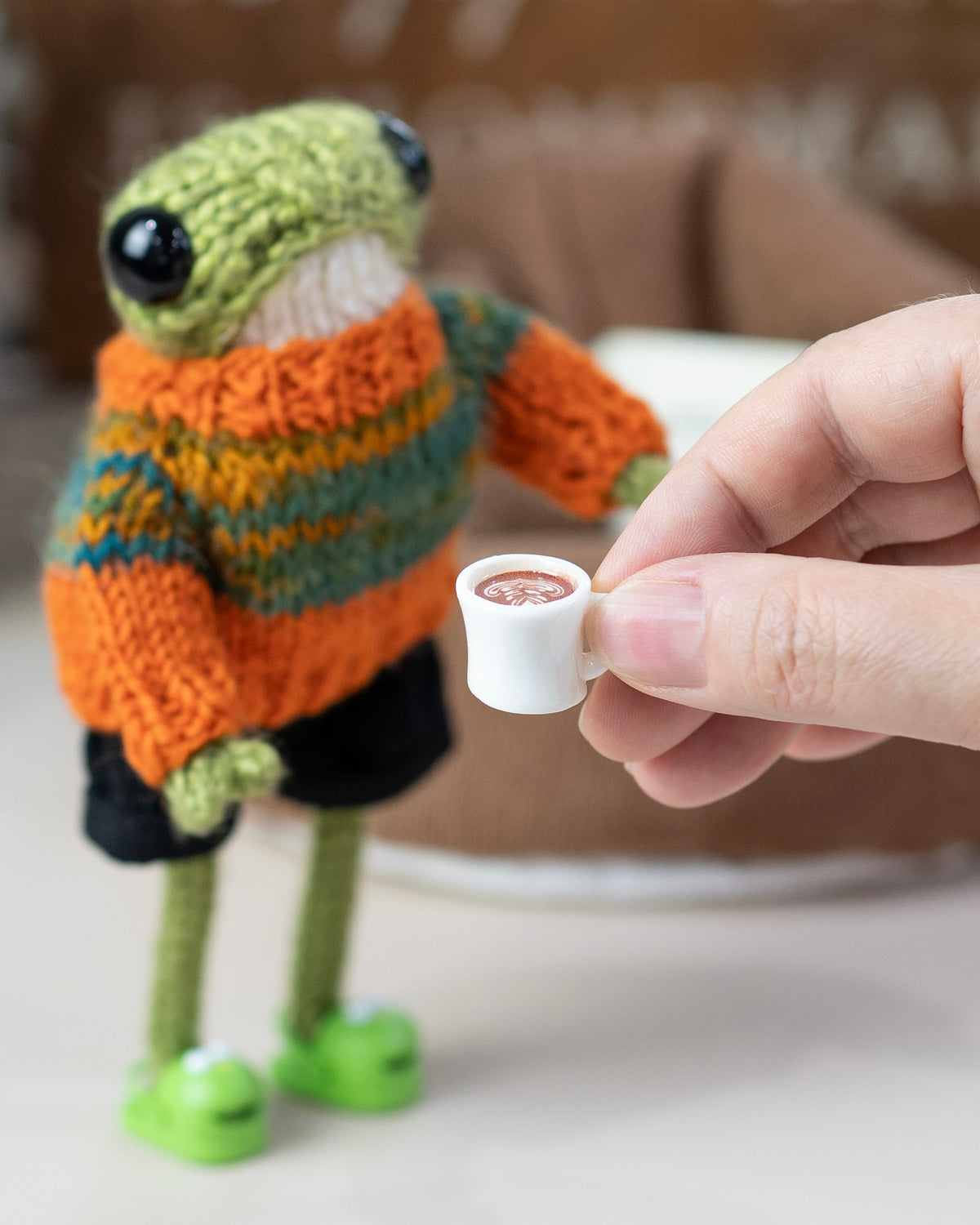 Knitted Frog