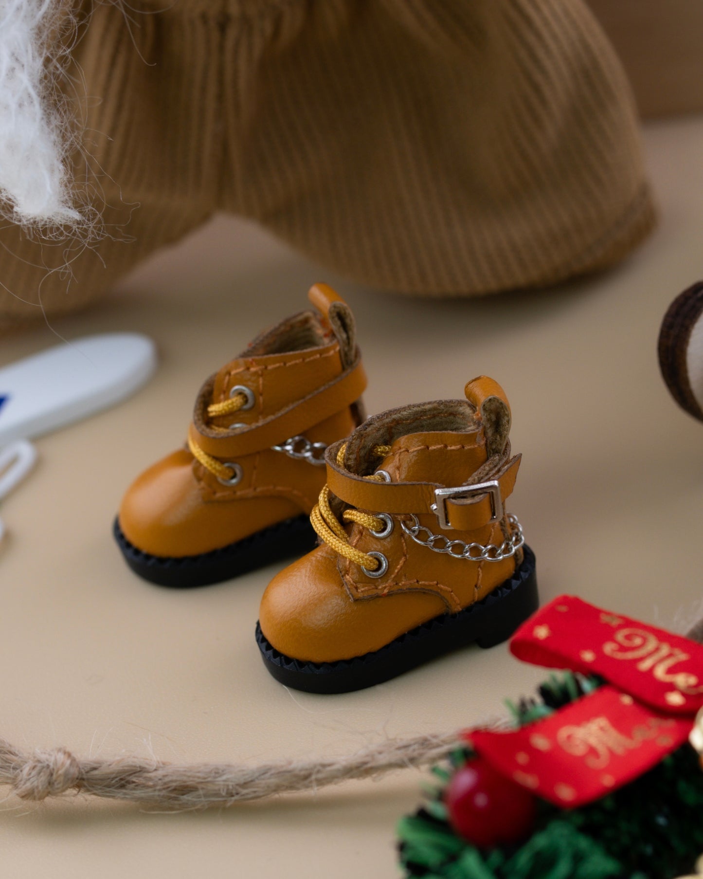 Outfit for a Knitted Frog.