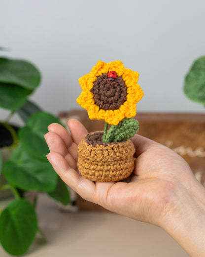 Little crocheted Sunflower in a Pot