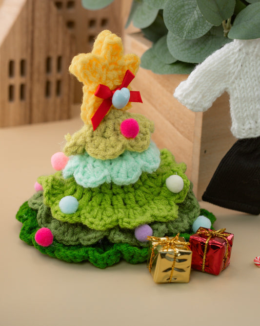 Outfit for a Knitted Frog.