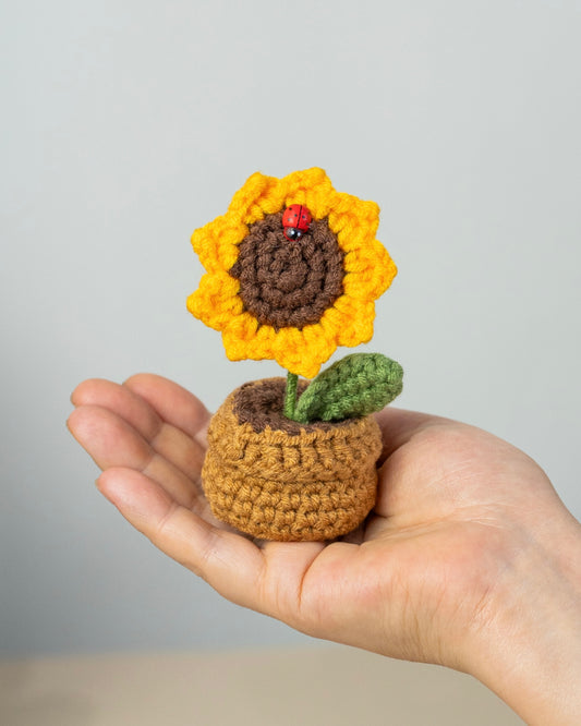 Little crocheted Sunflower in a Pot