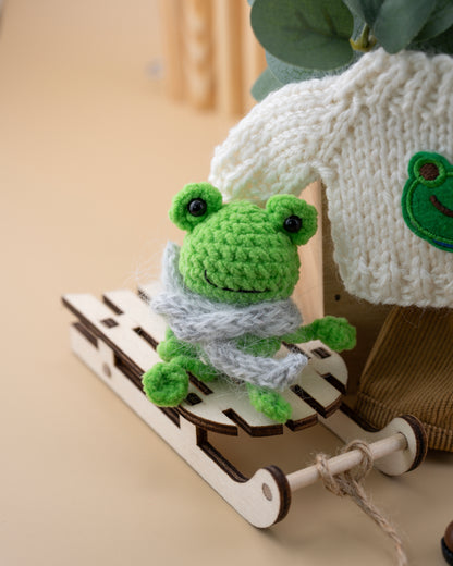 Outfit for a Knitted Frog.