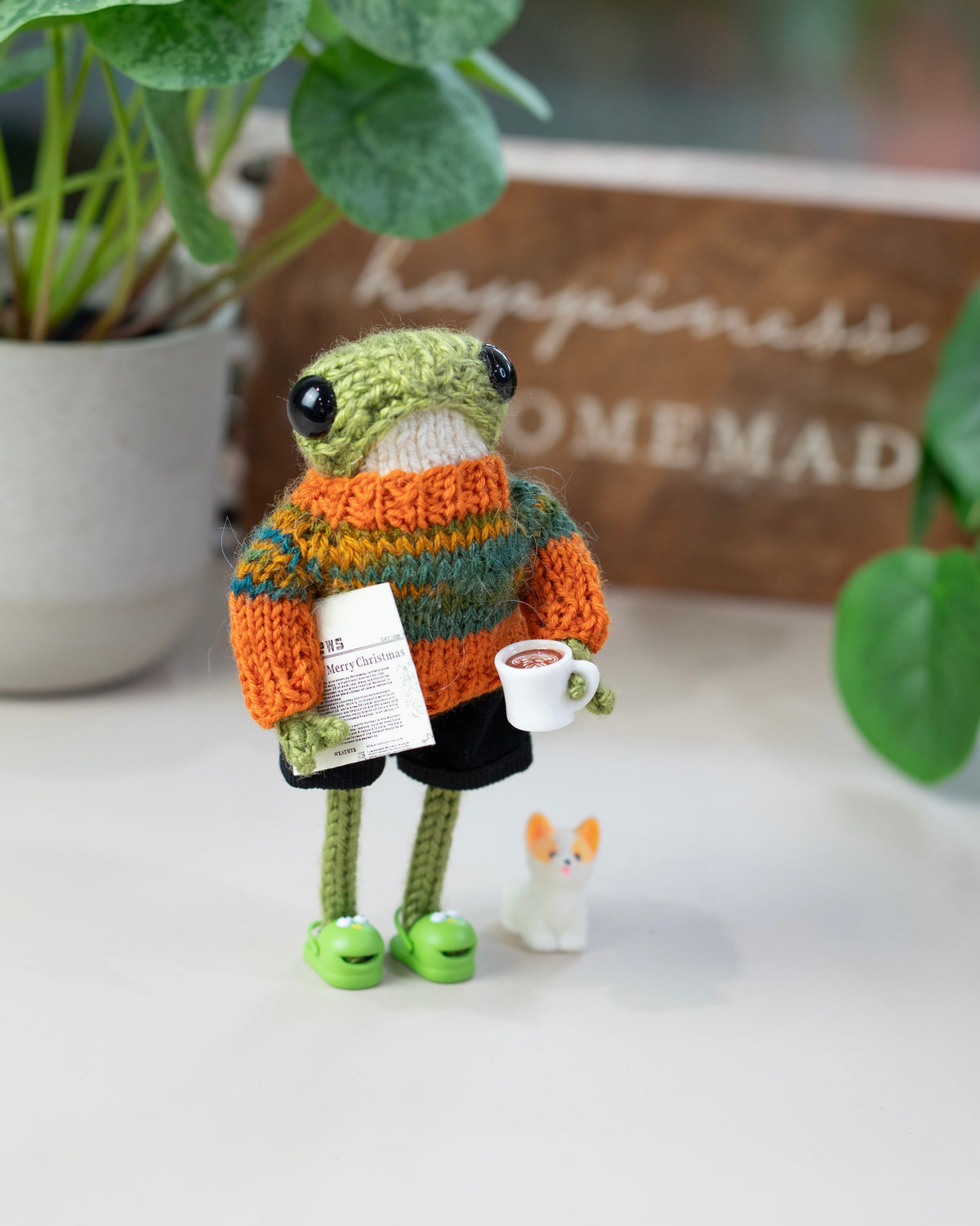 Knitted Frog