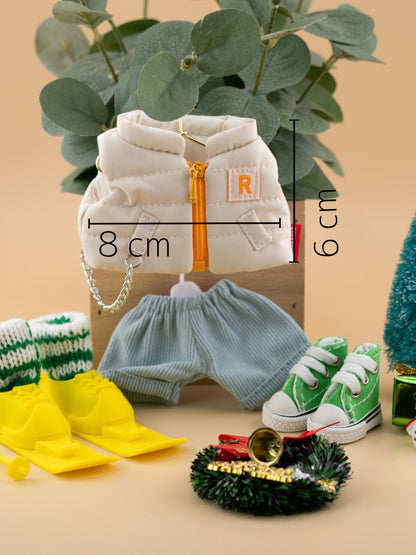 Outfit for a Knitted Frog.
