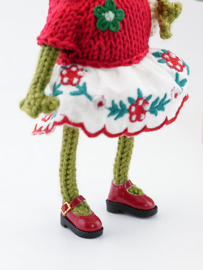 Miss Flora Strawbell