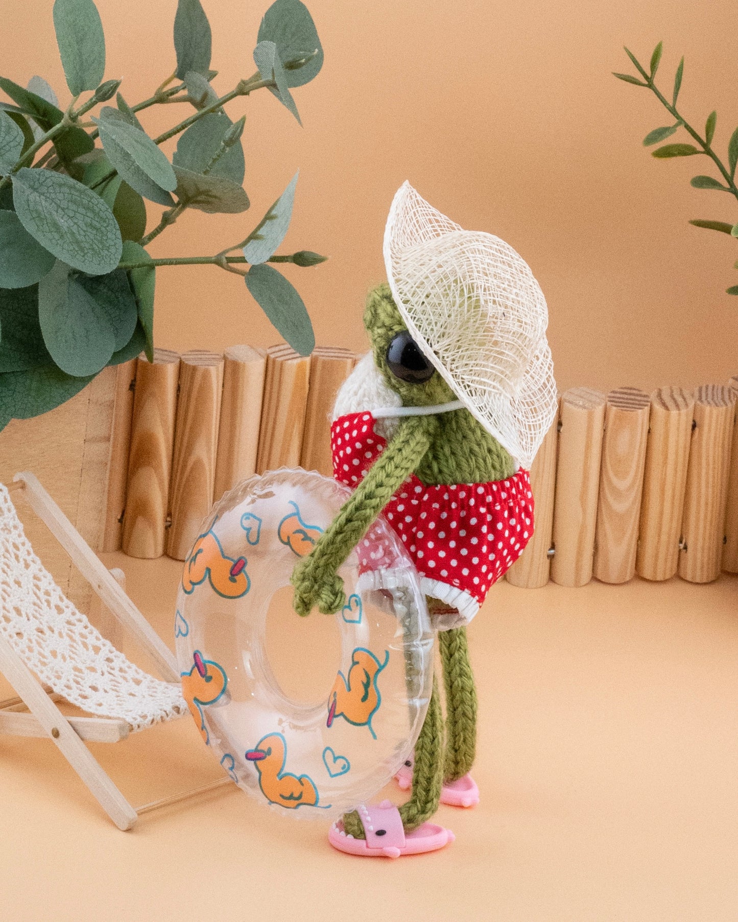 🐸 Knitted Frog