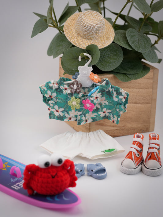 Outfit for a Knitted Frog.