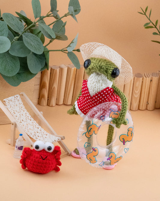 🐸 Knitted Frog