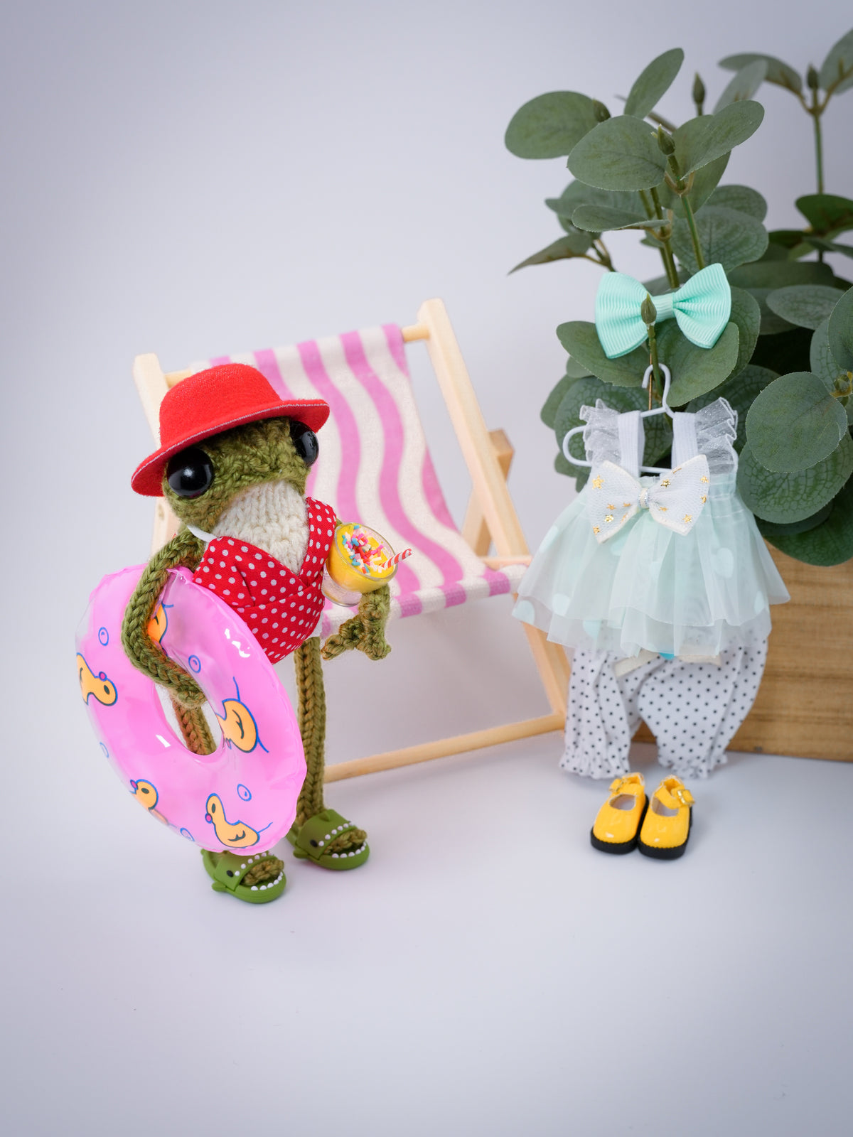 Miss Lolly Pimm